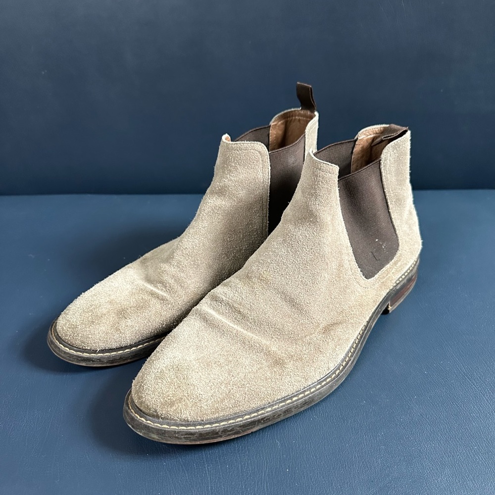 Men’s 1901 Grey Suede Chelsea Boots - 15